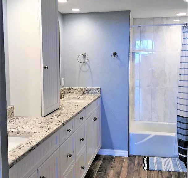 627 Alhambra Rd #702 — Photo 21