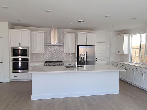 This house comes with the all the appliance you see.