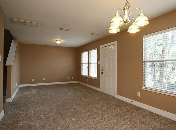 4th image of 19611 Green Chase Ln
