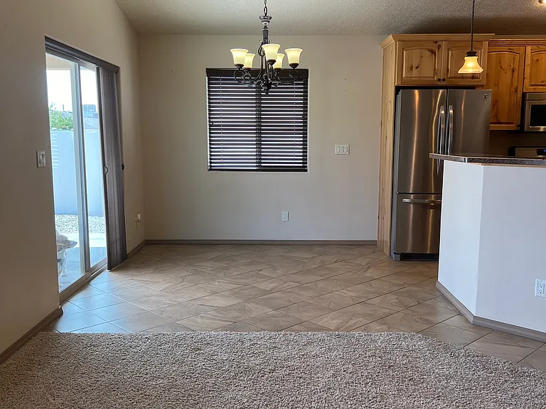 716 Monarch St — Photo 3