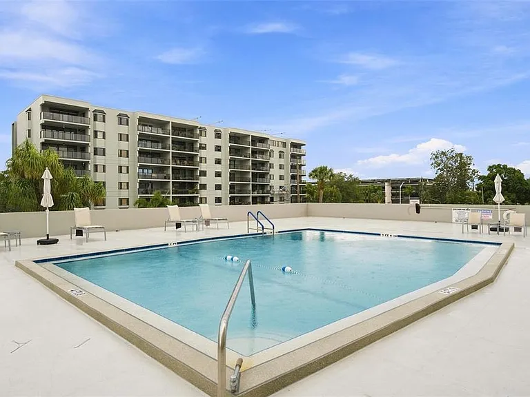 707 S Gulfstream Ave #207 — Photo 43