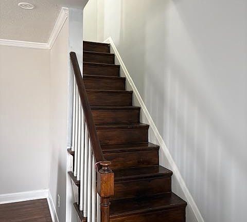 5th image of 5033 Plymouth Rd