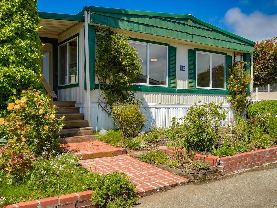 1st image of 10 Sea Breeze Dr #10