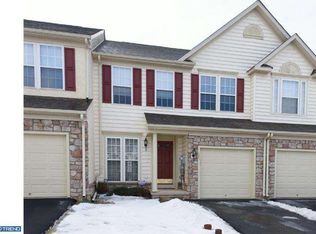 224 S Savanna Dr, Pottstown, PA 19465
