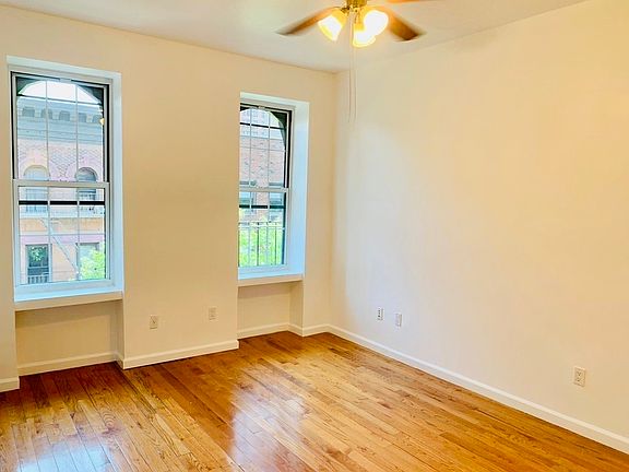 5th image of 326 E 93rd St APT 5A