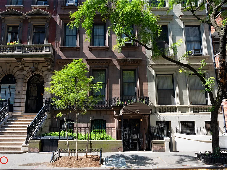 34 E 38th St #4B — Photo 6