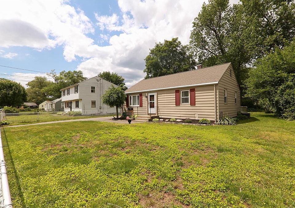 1st image of 57 Branch Dr