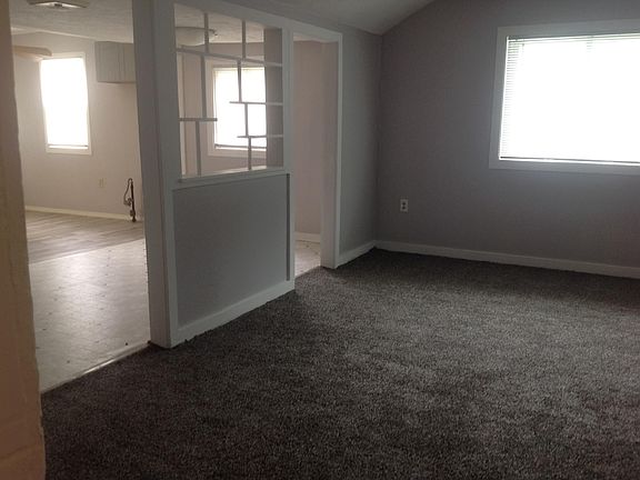 5th image of 4518 Navajo St