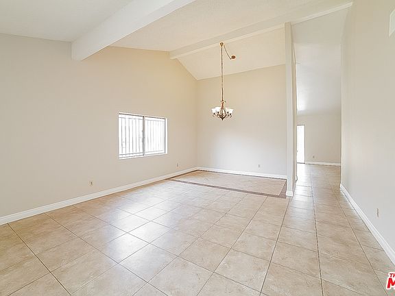 5th image of 676 S Edenfield Ave
