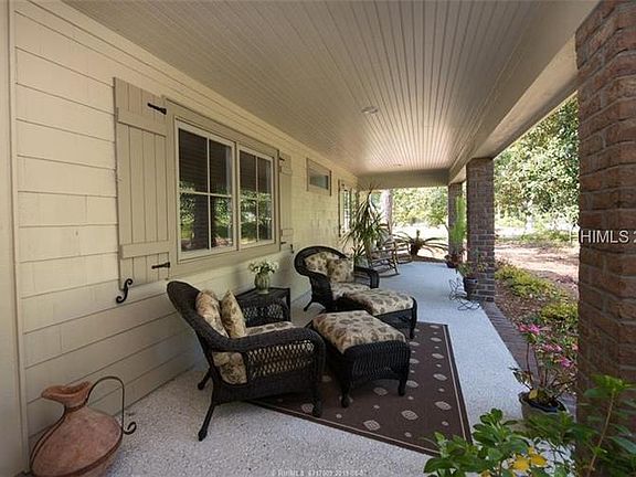 5th image of 82 Barony Cir