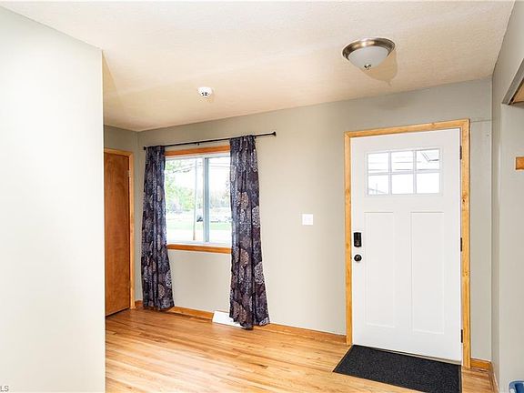 2nd image of 2621 Belair Dr