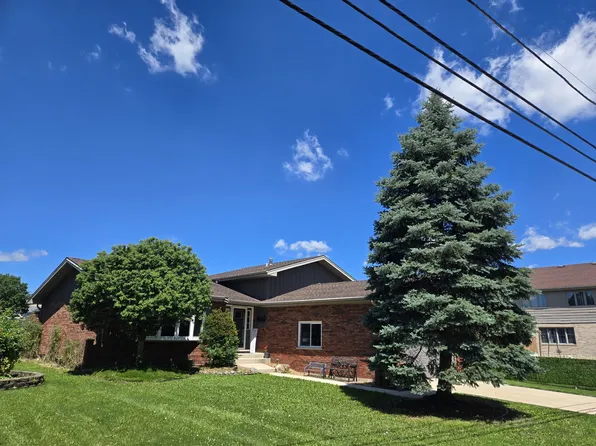 17042 Lockwood Ave, Oak Forest, IL 60452