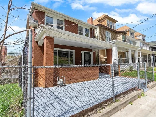 90 Pasadena St, Pittsburgh, PA 15211