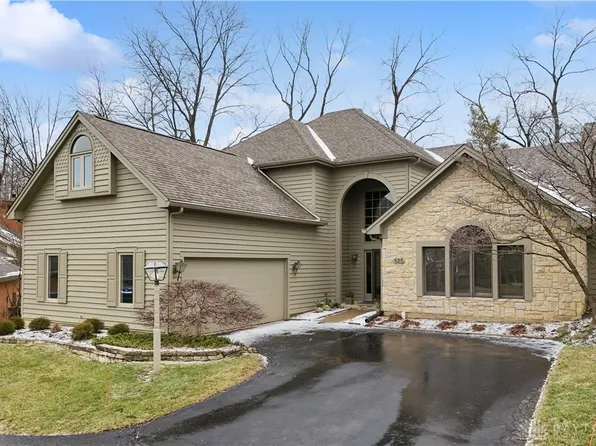 825 Lincoln Woods Ct, Dayton, OH 45429