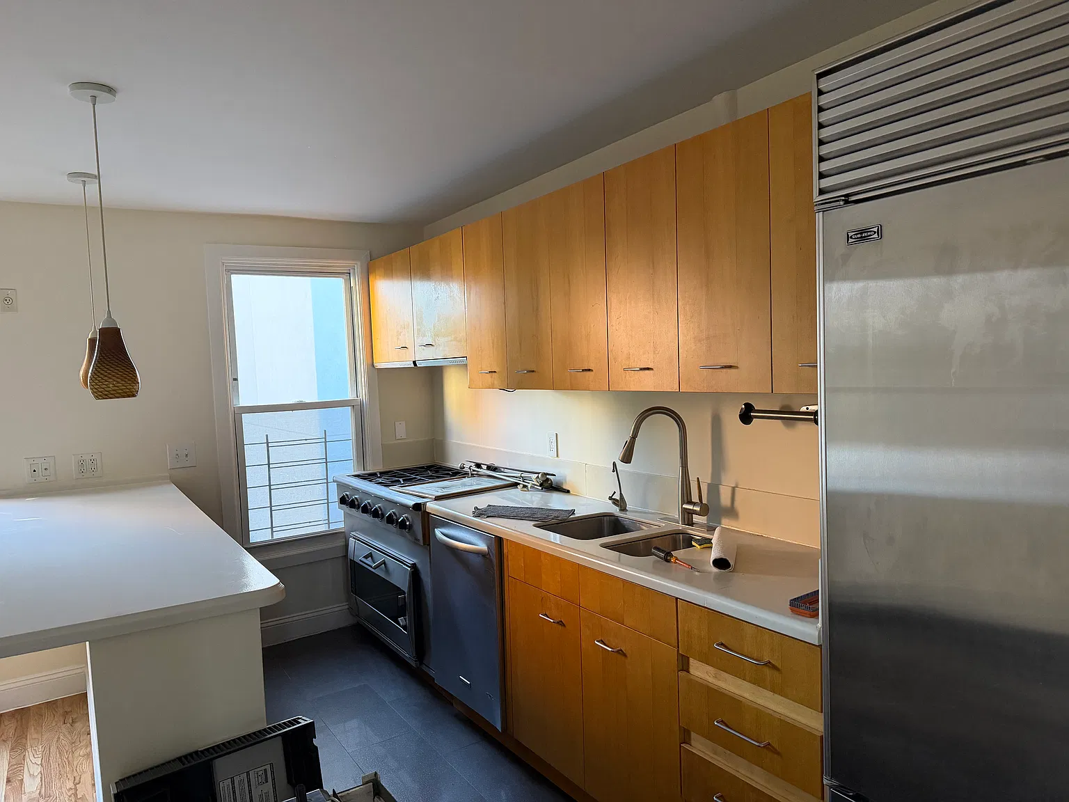 3 bed, 1300 sqft, $2,950 — Photo 3