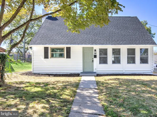 308 Locust Dr, Phoenixville, PA 19460