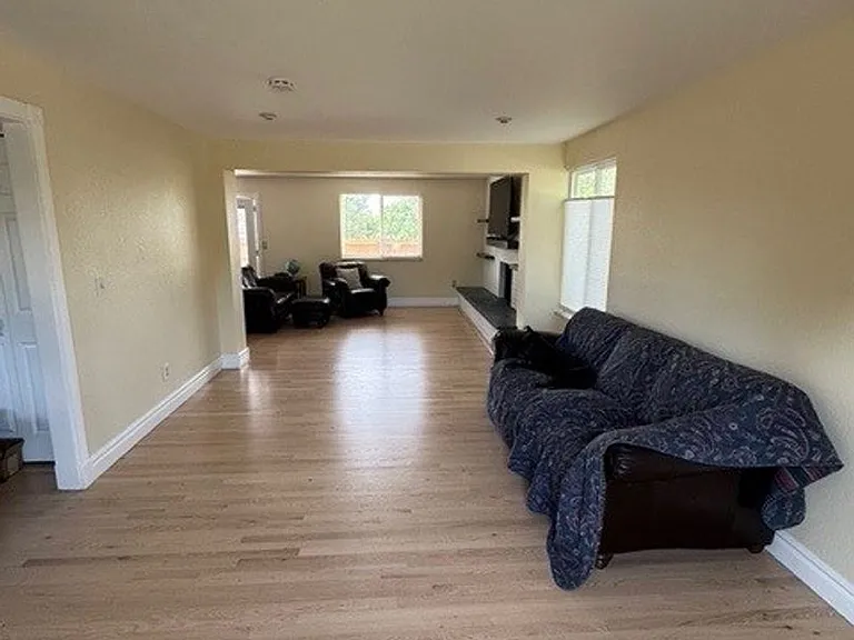 7830 Durham Way — Photo 8