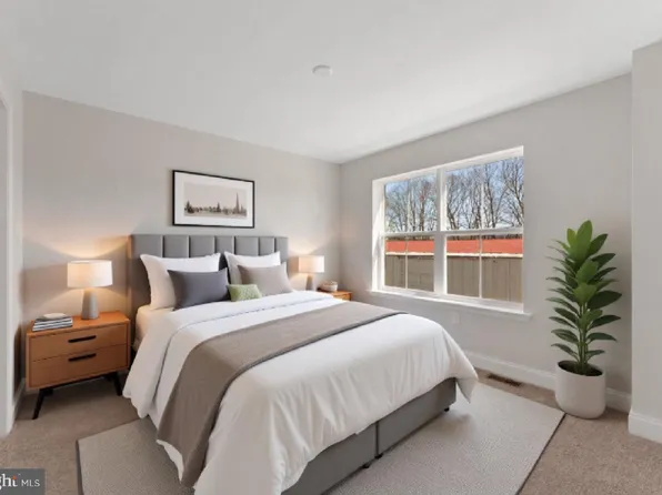 40 N 8th St Homesite B20, Perkasie, PA 18944