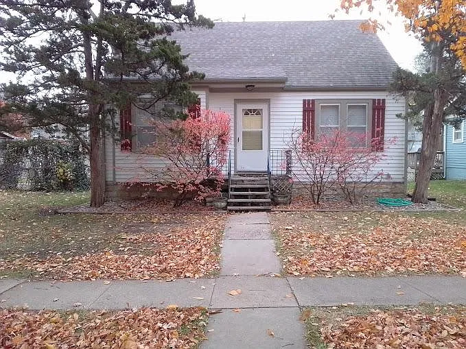 4 bed, 1800 sqft, $3,400 — Photo 1