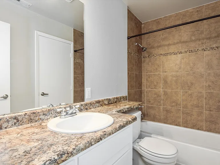 2273 S Buckley Rd #202 — Photo 9