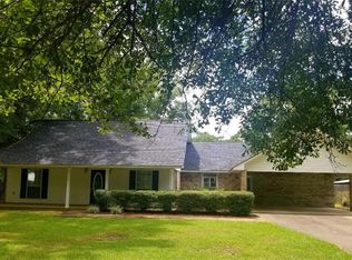 124 R Smith Rd, Ball, LA 71405