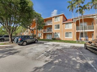 6952 SW 39th St APT 105C, Davie, FL 33314