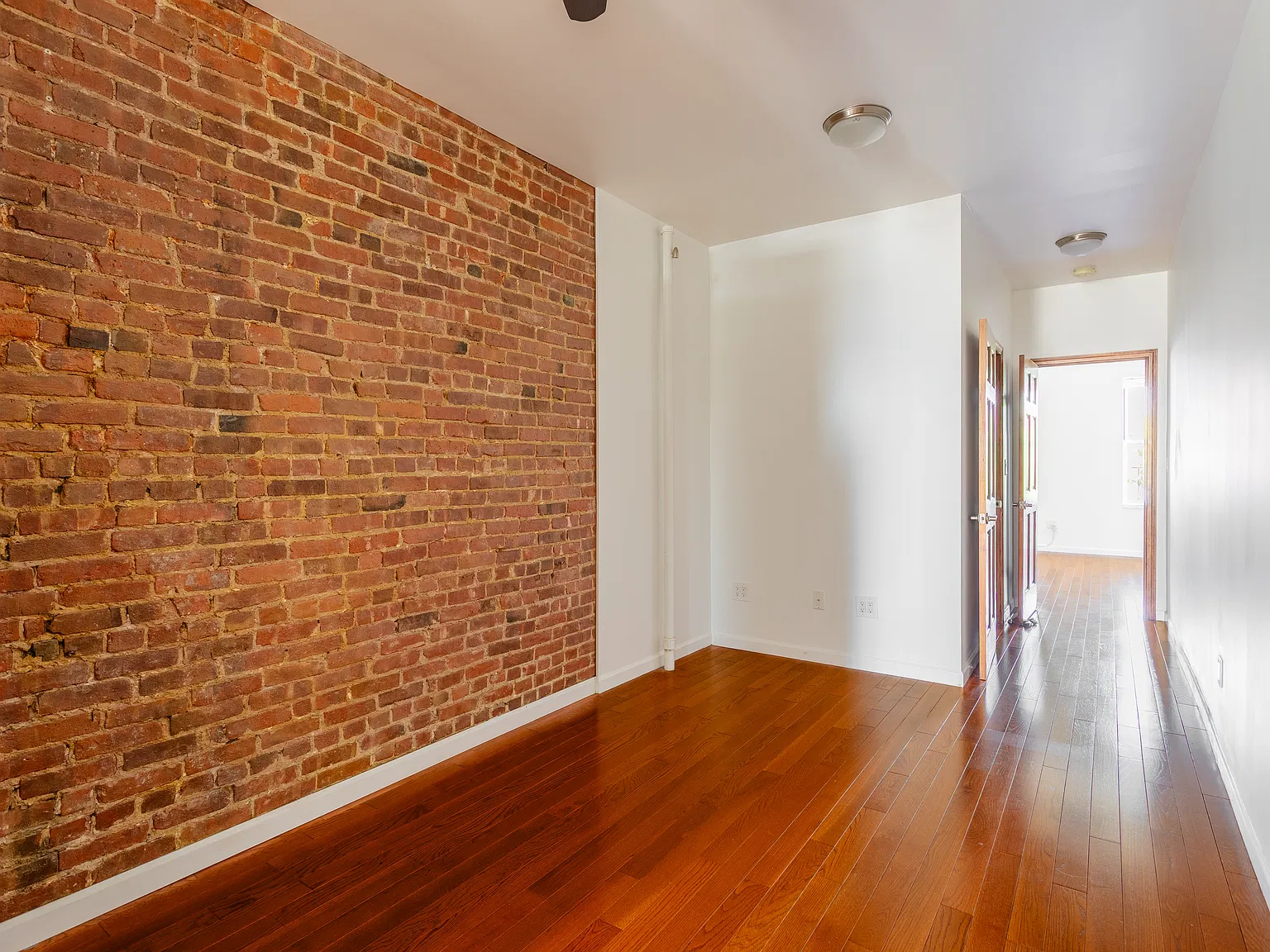 223 Franklin Street — Photo 2