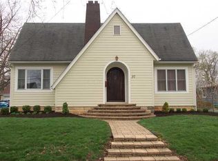 97 Richmond Ave, London, OH 43140