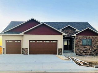 2343 Stetson Way, Garden City, KS 67846