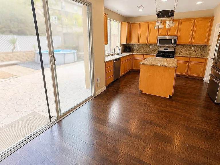 1421 Carneros Valley St — Photo 8