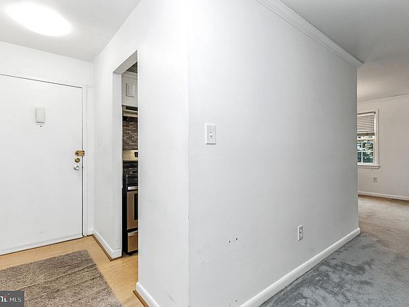 4th image of 100 Church St NW APT 201A