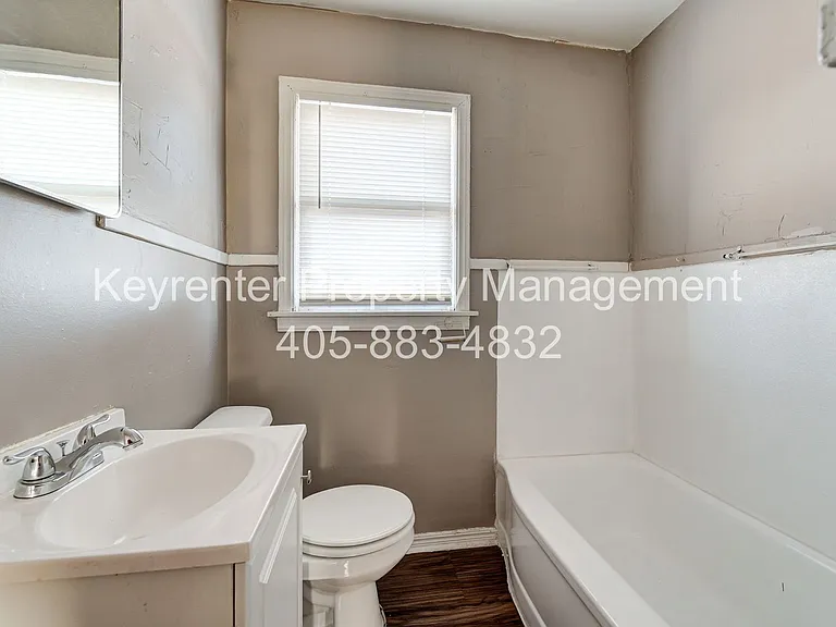 SW 27th St Complex — Photo 19