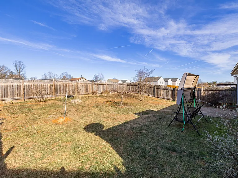 3879 Foliage Dr — Photo 2