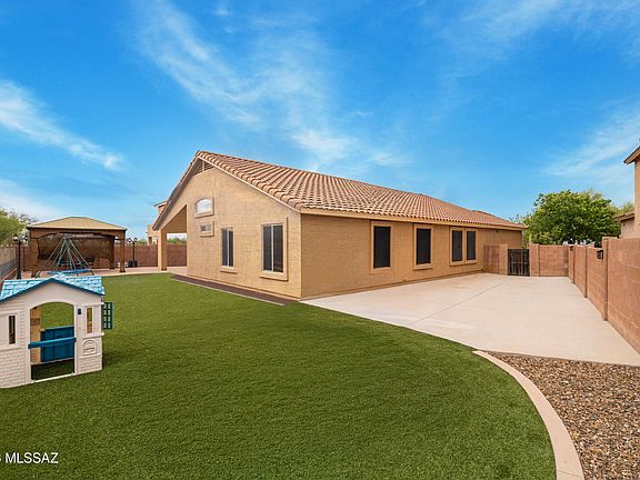 3rd image of 17180 S Scarlet Cliff Pl
