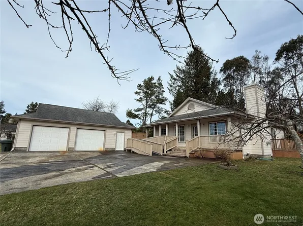 29510 Sandridge Road, Ocean Park, WA 98640