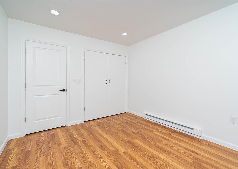 33 Ridge Rd North Arlington NJ Zillow