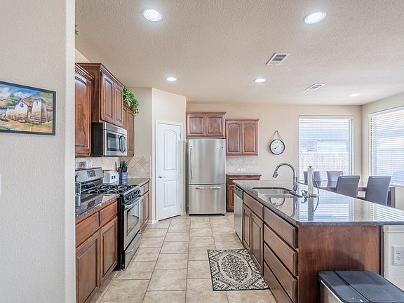 4th image of 1522 San Miguel Ct