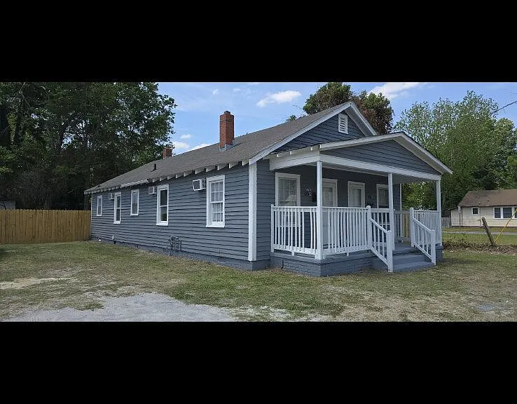 412A Davis St — Photo 1