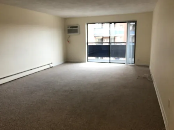 230 Main St #7, Watertown, MA 02472