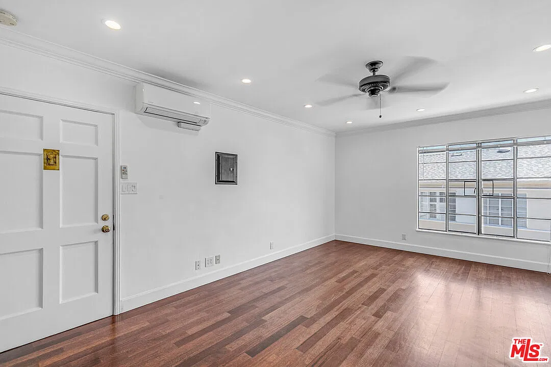 1 bed, 1.0 bath, 600 sqft, $2,295 — Photo 1