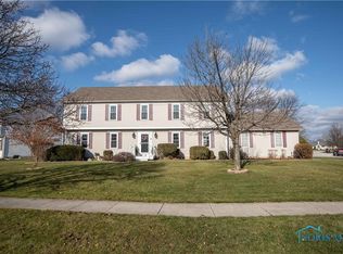 26367 Pin Oak Ct, Perrysburg, OH 43551