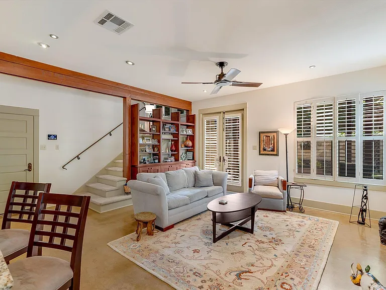 2405 Kinney Rd #2405 — Photo 3