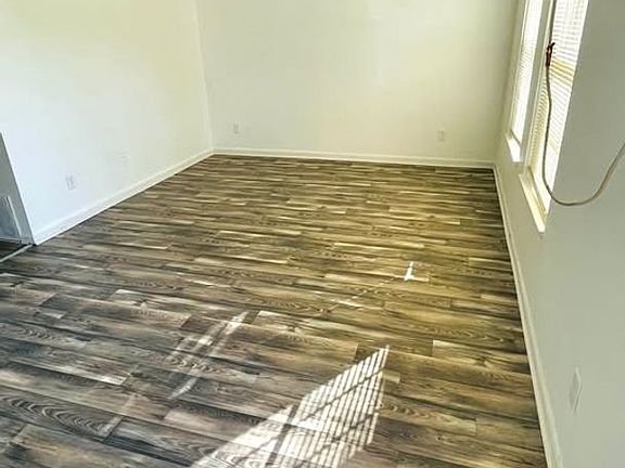 3rd image of 5546 Indian Oaks Cir #Eo-5662
