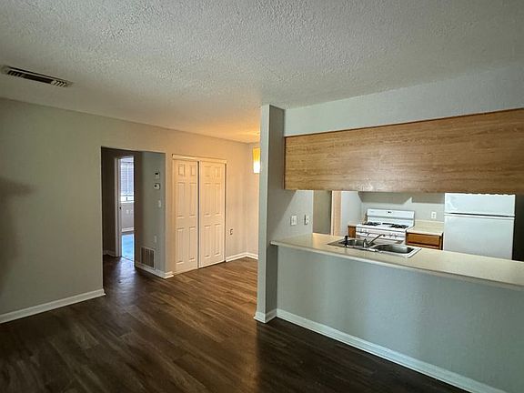 3rd image of 317 Mabry St APT 813