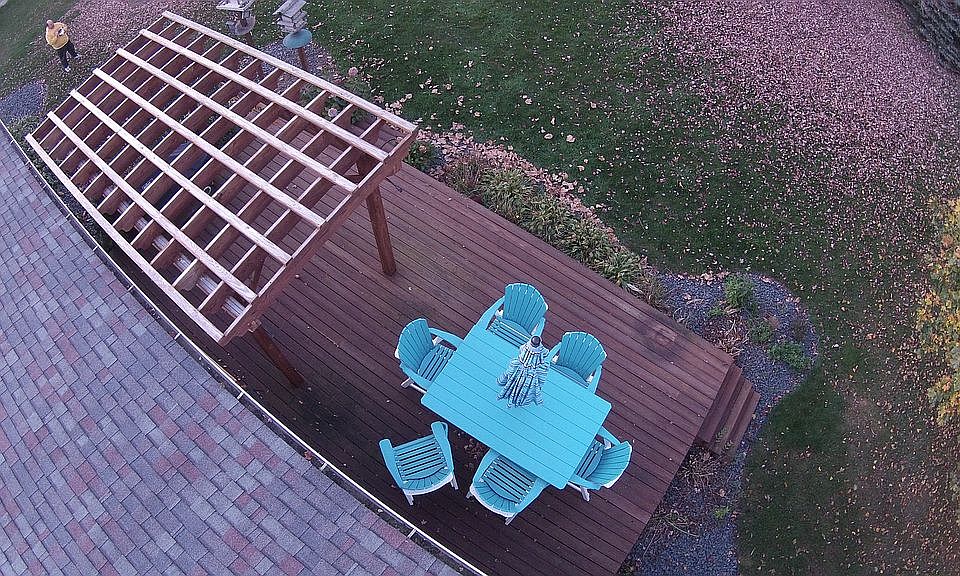 Deck w/pergola