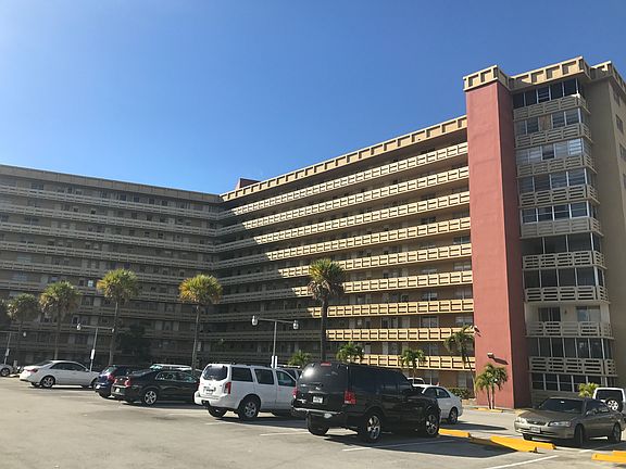 2nd image of 1401 NE Miami Gardens Dr APT 486