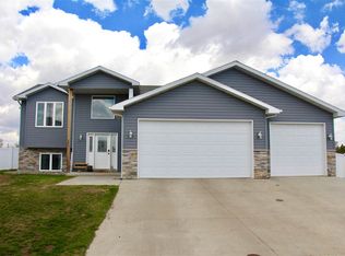 321 3rd Ave SW, Surrey, ND 58785