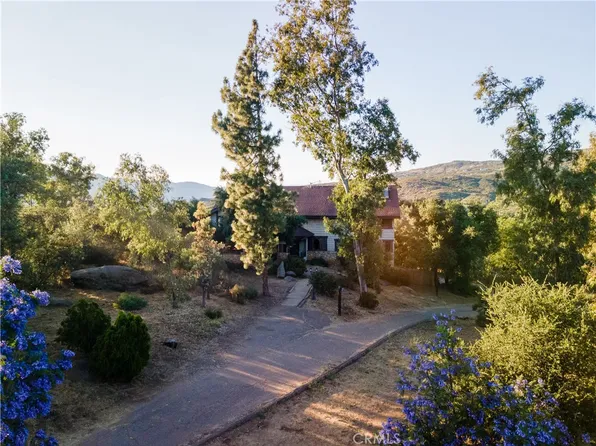 617 Victoria Knolls Dr, Alpine, CA 91901