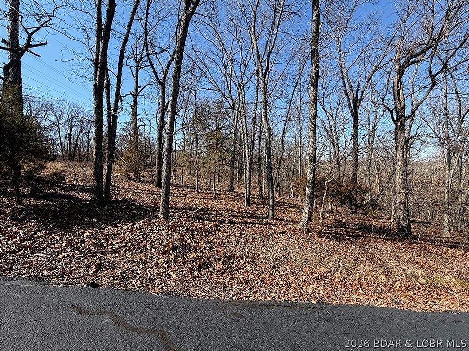 2nd image of 1076 Shawnee Bend Rd