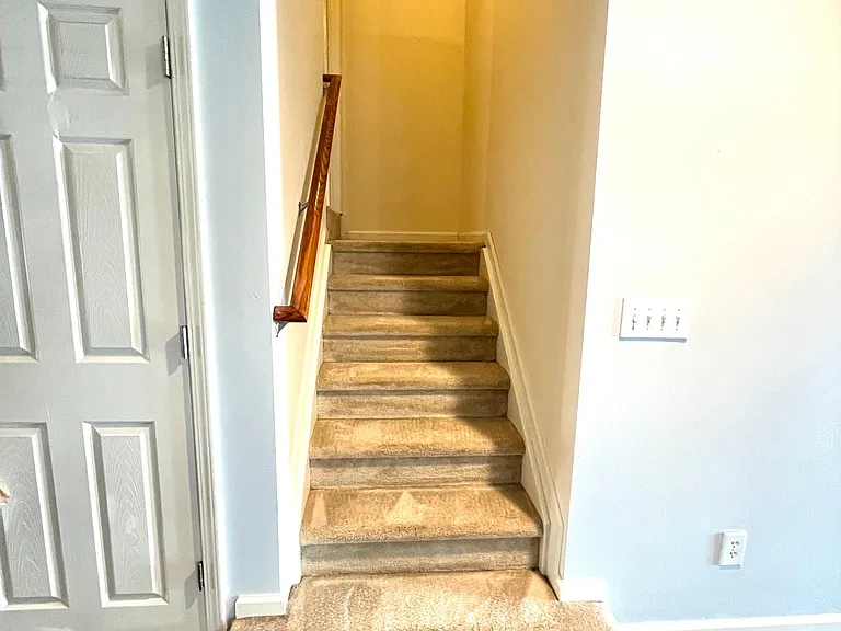 996 Applecross Dr — Photo 19